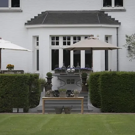 The Guest Bed & Breakfast